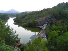 花山湖